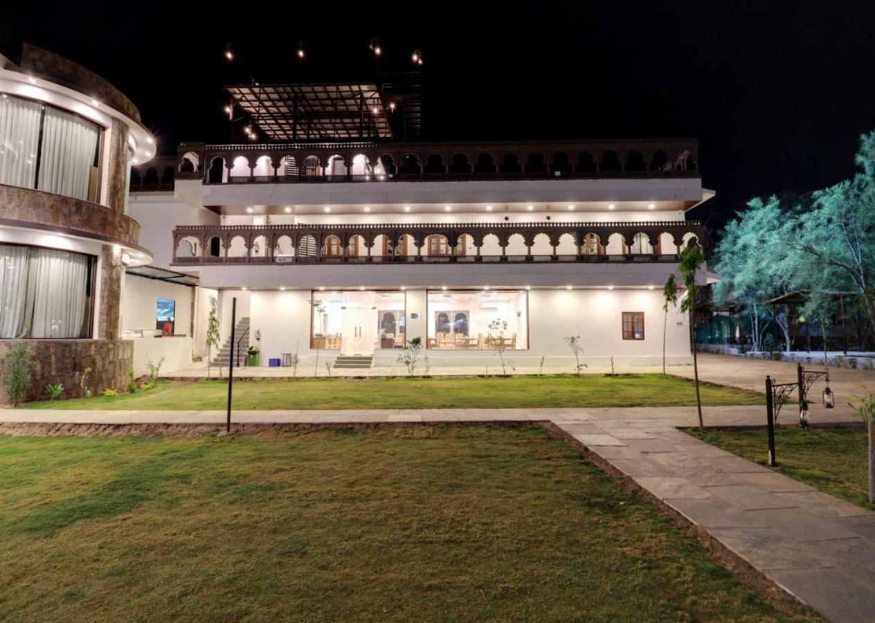 Keshav Resort Udajpur Exteriér fotografie